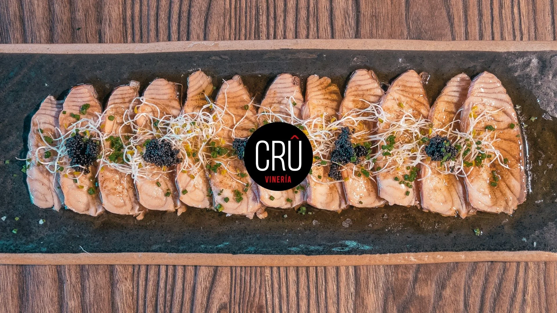 Crû Vinería, hostelería de Castellón: marca, fotografía y comunicación por La Bombilla Creativa