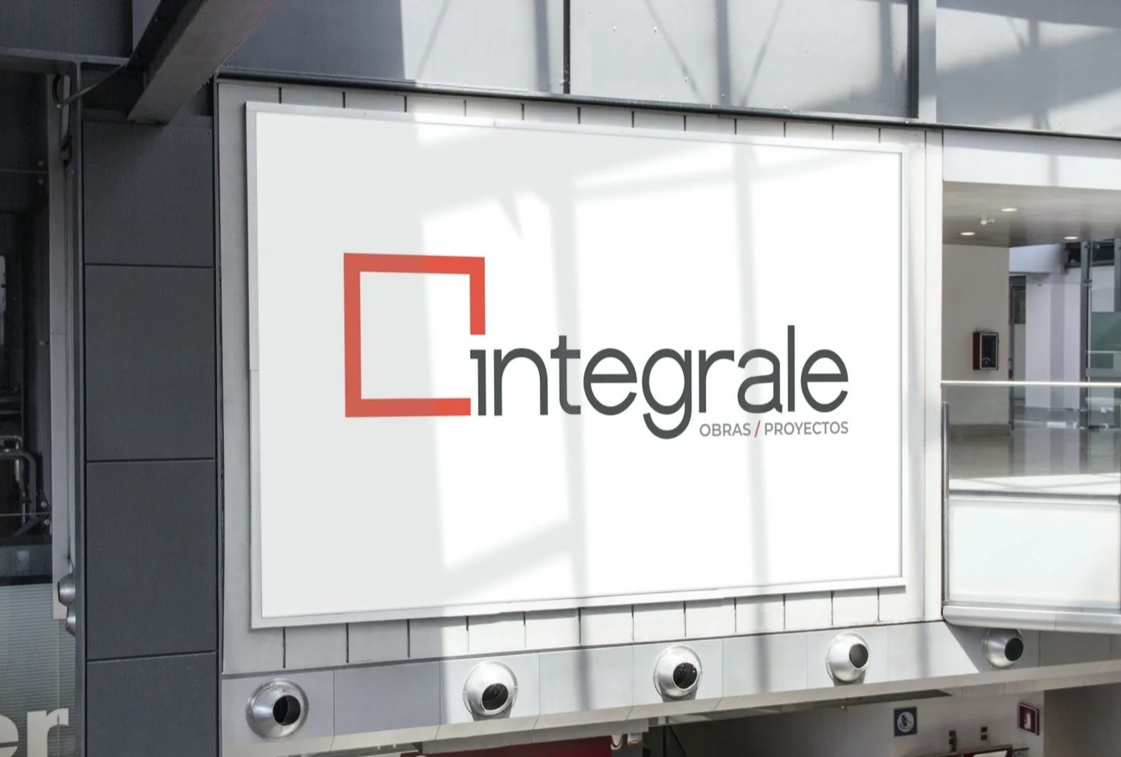 Integrale, construcción de Castellón: marca, fotografía y comunicación por La Bombilla Creativa