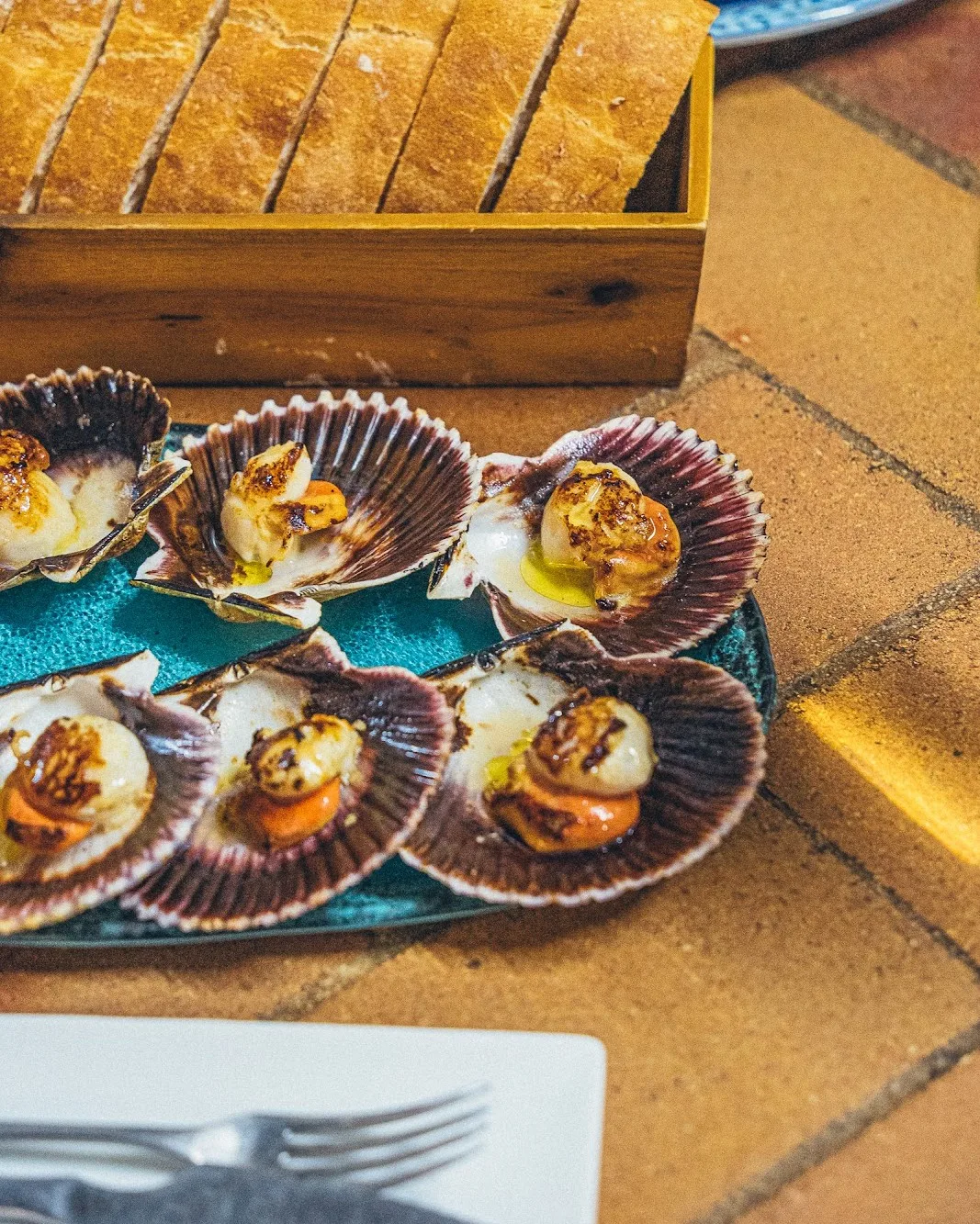 Casa Lola, hostelería de Castellón: marca, fotografía y comunicación por La Bombilla Creativa