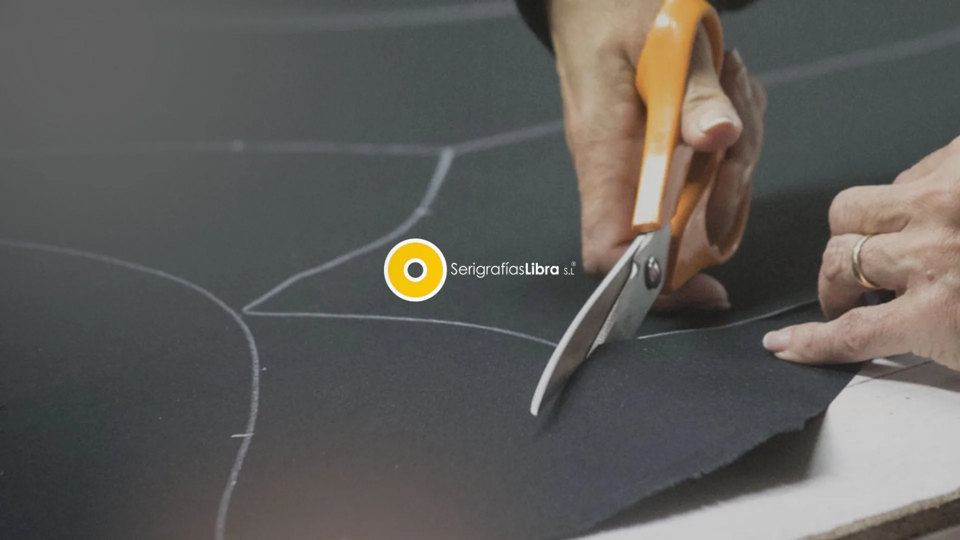 Fotografía de su imagen de marca de Serigrafías Libra, cliente de La Bombilla Creativa en Castellón